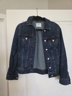 Old Navy Small, Dark Wash Denim Jacket